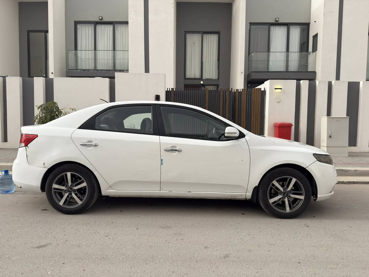 كيا سيراتو 2013
نظيفة بيه بعض الملاحضات بارد

تجي تفحصه وتشوف نضافته
مبدل دعاميه امامي خلفي

1600 

ماشيه 178

السعر 108

ارقام التواصل ***********

0783 899 5833
