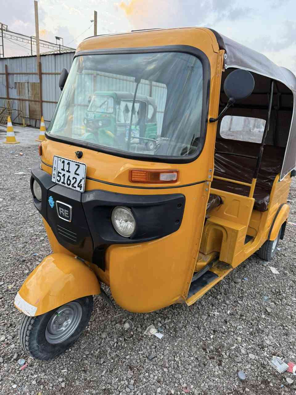 السلام عليكم تكتك مديل ٢٠١٩شهر ٩ للبيع رقم وسنويه بغداد مصبوغه عام مكينه مكفوله تنقيص تبخير 
رقم ***********
السعر ٥٨٠٠ وبيه شي بصيط
مكاني بغداد الشعله
