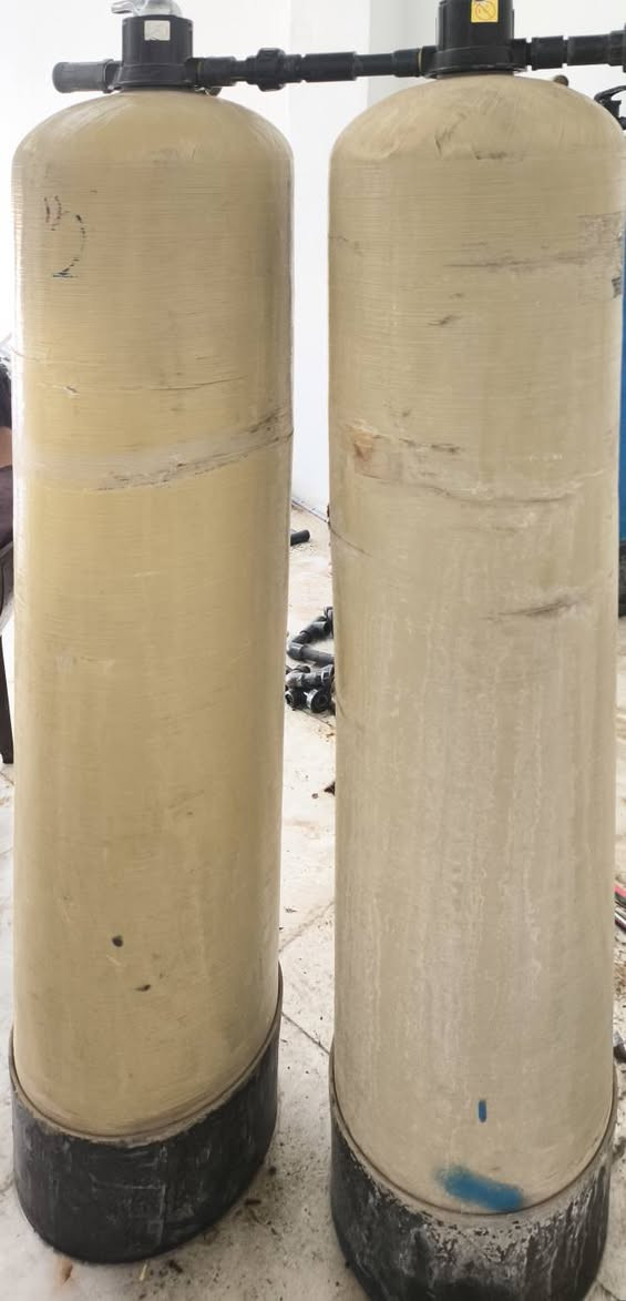 الئ اصحاب الدخل المتوسط
السلام عليكم 
محطه ماء آرو 1000 لتر بالساعه
كامل ملحقاتها 
تانكيات عدد 2 صناعه سعوديه درجه اولى 
1500 لتر 
2000 لتر 
بوستر ترس 
فقط المنبرين املاحه 70
السعر 1600 وبيها مجال بسيط
***********
