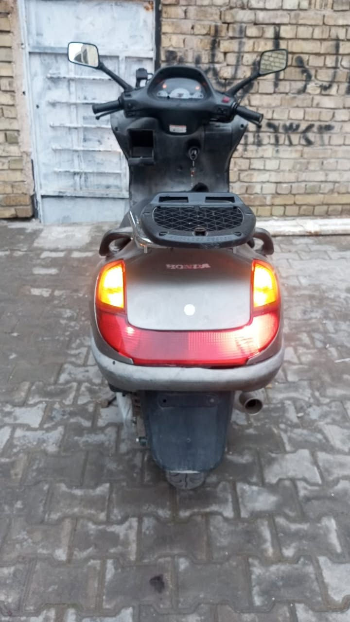 السلام عليكم ماجسته للبيع كوم حديد كوم حديد ادير سلف بس ما تشتغل الدراجه بل امشي بيه  وطفت مكاني سريع الدوره رقم *********** السعر ب 350 وبيه مجال بصيط
