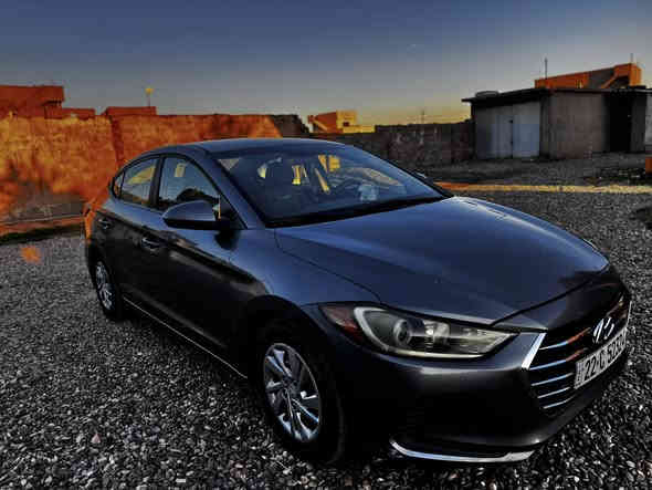 هيونداي النترا موديل 2017
 وارد امريكي SE نفطي
كير توماتيك 
دكمة سبورت+نورمال+ٳيكو
سيارة جاهزة ونظيفةمن كل نواحي
كير ومحرك بشرط
حادثها بونيد بدون دواخل
ماشية 85
رقم أربيل بٳسمي 
هزة وسنوية كاملة
وكوبون بنزين
***********
