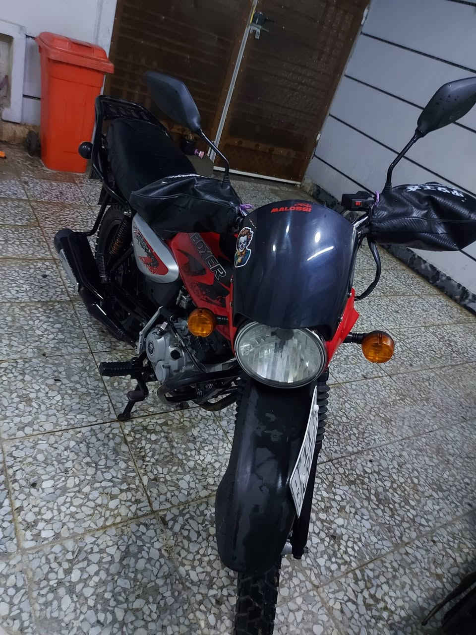 بوكسر موديل 23 نزول 24 رقم بغداد بسمي تحويل ثاني يوم هزه كامله دراجه خير من الله مال جناي وممعتوبه عليها هواي إضافات جديده مكينه خرسه شلعه ومعدل دراجه نضيفه حيل واحلا من الصور عليها منضومه زنون كلش قوي مكانها شارع فلسطين للبيع فقط تفاصيل أكثر اتصل ***********
