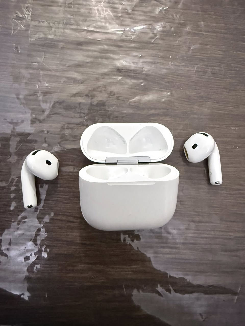 ايربود ابل 4 (anc)شحن تايب سي قطعه صارله اسبوعين  وشرط اصليه
وضمان مدى الحياه اذا مو اصلي يرجع ونطيك ضعف فلوسه السعر 210الف  

مكان بغداد الغزالية

***********
