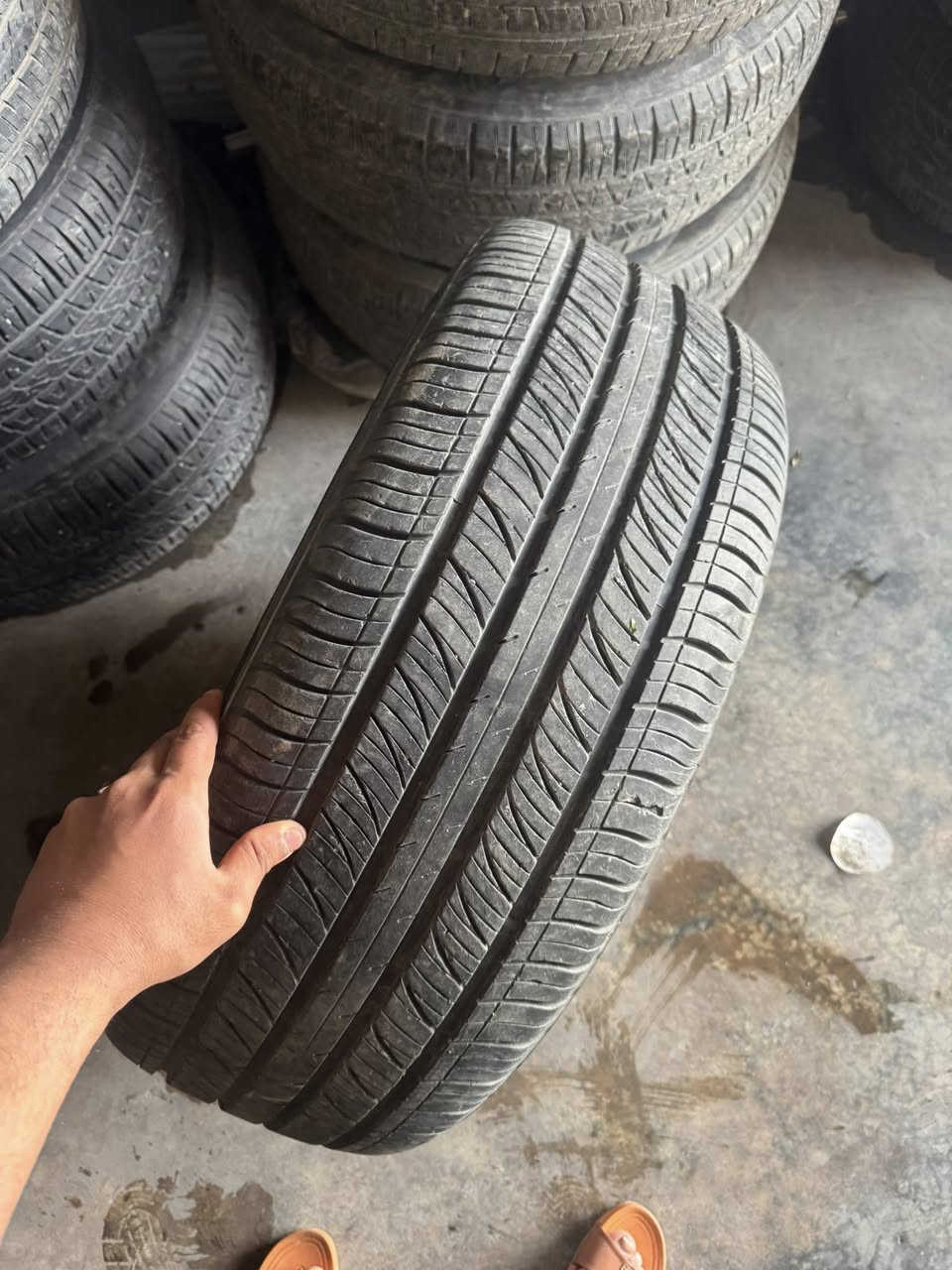 سلام عليكم
ويل كب لكزز حجم 21 اصلي 
تك واحد ويل وتاير وحساس 
زيرو 
***********
