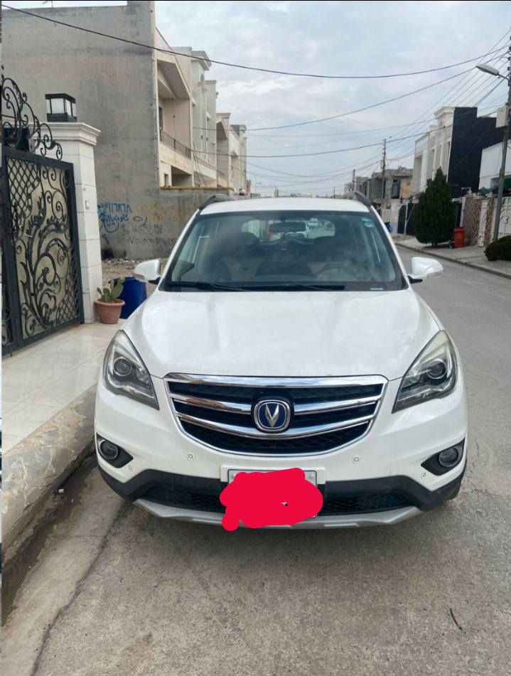 سلام عليكم حبايب للبيع او مراوس شانجان ٢٠٢٠ cs35 سياره نضيفه مال دكتوره كاميرا خلفية و يمين، رادار ٣٦٠ قطعه وحده تعديل بارد، من جهه السايق ماشيه ٦٤٠٠٠ كيلومتر، رقم اربيل اي صبغ  مابيه ادامه كامه تايرات فيت بم دسكات نوزلات بلكات باتري كله جديد استفسار اتصال على رقم او وات ساب *********** السعر 92 وبيه مجال
