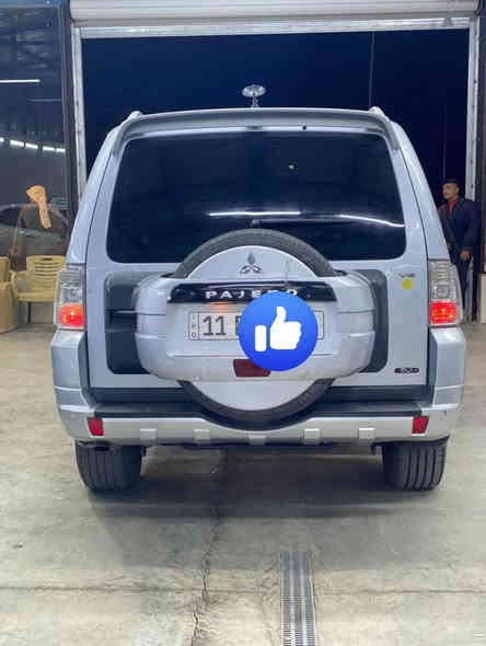 السلام عليكم 
باجيرو 
(حبتور GLS )
مديل 2008
رقم بغداد تحويل مباشر 
فول مواصفات 
تحكم ستيرن جهتين 
كروز سرعه
ثلاجة 
دمام خلفي 
كشنات جلد والكشنات كهرباء 
داخل بيجي 
مكينة 6 سلندر حجم 3000
فور ويل 4x4
دبل كير 
شاشة 
كامره 
سستم سماعات دمام 
لايت زنون 
لد امامي 
زراك لايت 
ويل كب كروم 
مري شفط كهرباء 
حساسات 
السيارة ماشية 110 كيلو 

السيارة جاهزة 

فقط دعاميات صبغ 

السعر 135 

العنوان الانبار عانه 

***********
