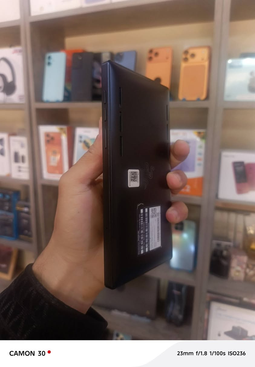 جهاز اوربي يشغل ببجي 90 فريم و راح يجي تحديث يشغل 120 فريم جهاز بمعالج قوي مخصص للالعاب لا يدعم سيمكارت و جهاز تفاصيله مخصص للالعاب جهاز قوي يحتوي على ٨ سماعات  و شاشه جبيره
  الجهاز معروض 275 الف وبي مجال للشراي


**إذا كنت صاحب هذا الإعلان وتريد حذفه لأي سبب، رجاءا أرسل رسالة إلى الدعم الفني**