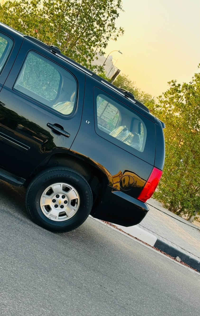 تاهو ادوات الموديل 2012 خليجي LT داخل عسلي  السياره بالكارتون كلش جديده كفاله من الضربه والگص والفتح بيها كم قطعه صبغ تجميل طخم تاير جديد تبريد ثلج كواتم ابلاد  السعر 105$ هاتف ***********  البصره
