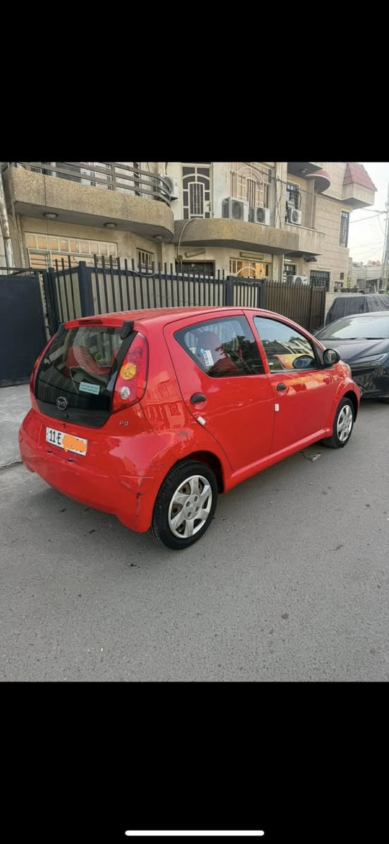 اسلام عليكم BYD موديل 2013 سياره جديده كلش او مال بيت ماشيه 110 بصمه شاشه زنون عالي سياره جاهزه كسر مكينه تبريد من كلشي بيه بارد بسيط بل جاملغ الخلفي عارضه 39 بيه مجال بسيط مكاني الدوره *********** كير عادي كير عادي
