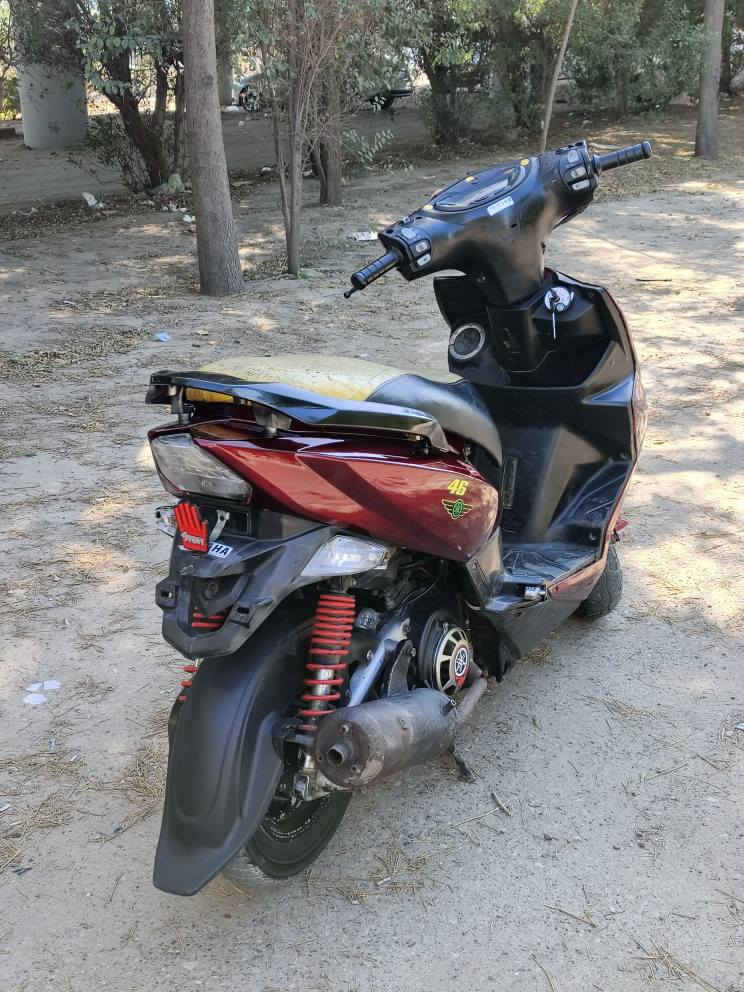 السلام عليكم
جيتي ار للبيع او المراوس كفاله عامه الدراجه حلوه وما بيها شي نقص بس الواقيه مال صالنصه والباقي كفاله مكينه خير من الله كلجات شلعه معدل كله تمام 
مكاني الغزاليه
سعرها 750 وبيها مجال بسيط
رقمي وبي واتساب *********** بغداد, العراق
