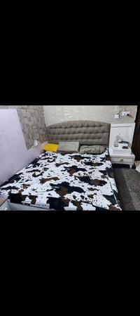 للبيع • سرير • مجال