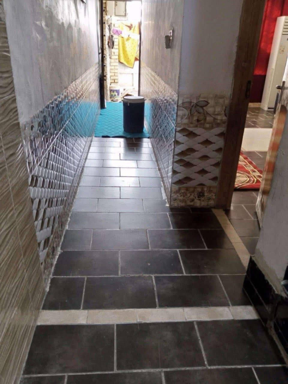 بسبب الوعود الكاذبه اعيد النشر بيت 100 متر للبيع زراعي اقرار 117 في الزعفرانيه دور الصحه 2 كاع بيت مياسه بناء 2020 طابوك 
يحتوي على غرفه نوم اخيره + صاله + استقبال + المنور مستغله مسويه مطبخ معزول + بيتونه كامله + سحطين يمنه ويسره سعره كلش مناسب لان متوازي ومحتاج فلوس 
رجأ رجأ فقط الشراي يدك رقمي ***********
