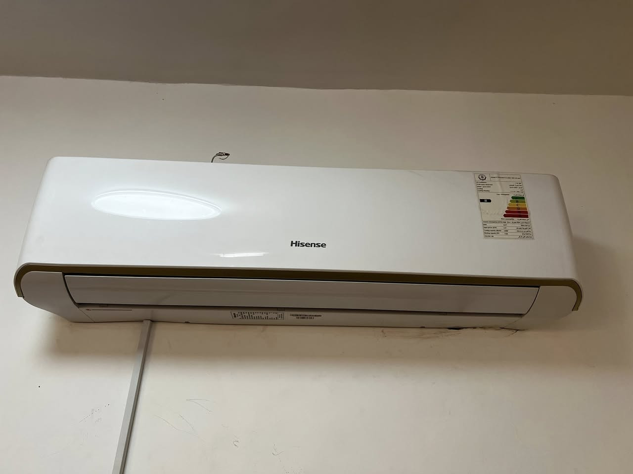 السلام عليكم سبّلت ٢ طن سعره ٤٥٠ 
***********
