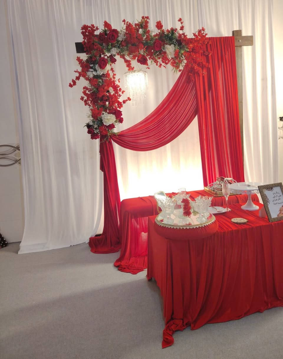 اللهم صل على محمد وال محمد
الحجز مفتوح لكوشات العقد والمهر حنه حسب الطلب للحجز والاستفسار التواصل علئ الخاص او الاتصال على الرقم *********** او مراسله علئ واتساب
