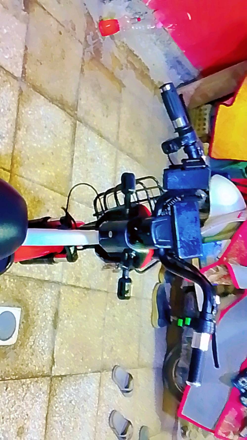 درجة شحن لبيع سعره 350 ٫أربع بطارية 🔥🔥 سرعة 60،سماعة بل بلوتوث، بغداد الشعب الجمعيات ماشية 1000، موديل 2024, درجة حلو نظيفة