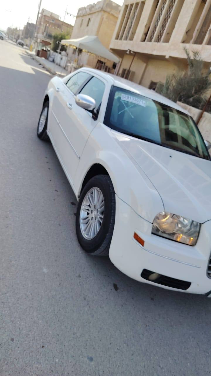 اوباما 2010 اصل 4 جوكات مكينه 3500 تخم تاير حداديه جديده كرهبائيات كلها شغاله بسمي رقم واسط تحويل ثاني يوم السعر 115 مكاني ذي قار قلعة سكر علما غير متواجد ع النت للاتصال ***********
