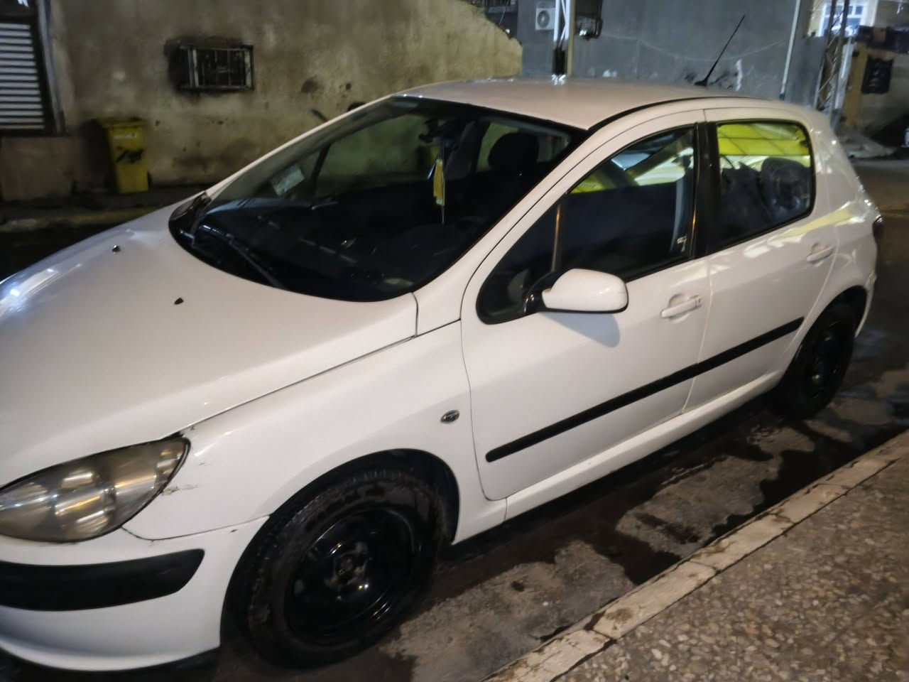 سلام عليكم بيجو فرنسي موديل 2005للبيع السعر 55وبيهه مجال


**إذا كنت صاحب هذا الإعلان وتريد حذفه لأي سبب، رجاءا أرسل رسالة إلى الدعم الفني**