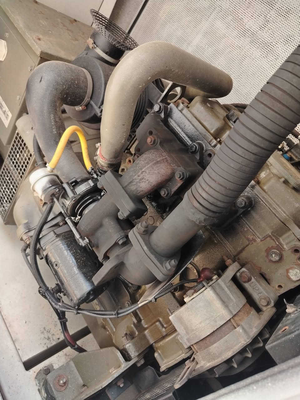 للبيع مولده بيركنز انكليزي كاتم 45 KV السعر 53 اوبيها مجال للأستفسار ***********
