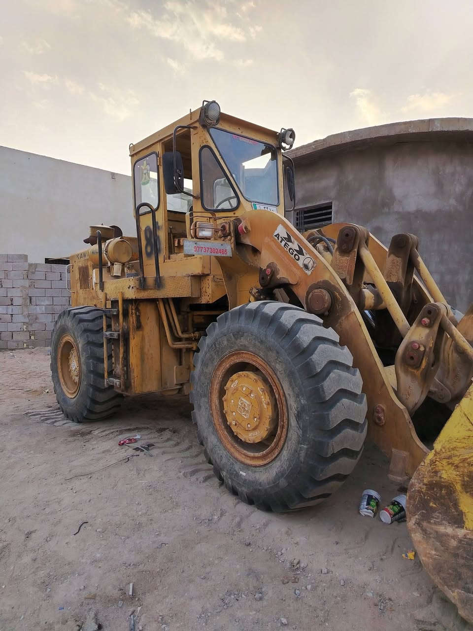 سلام عليكم شفل 70 للبيع السعر 150 رقم نجف المكان البصره كرمه علي المو شراي لايتصل رقم الهاتف  ***********
