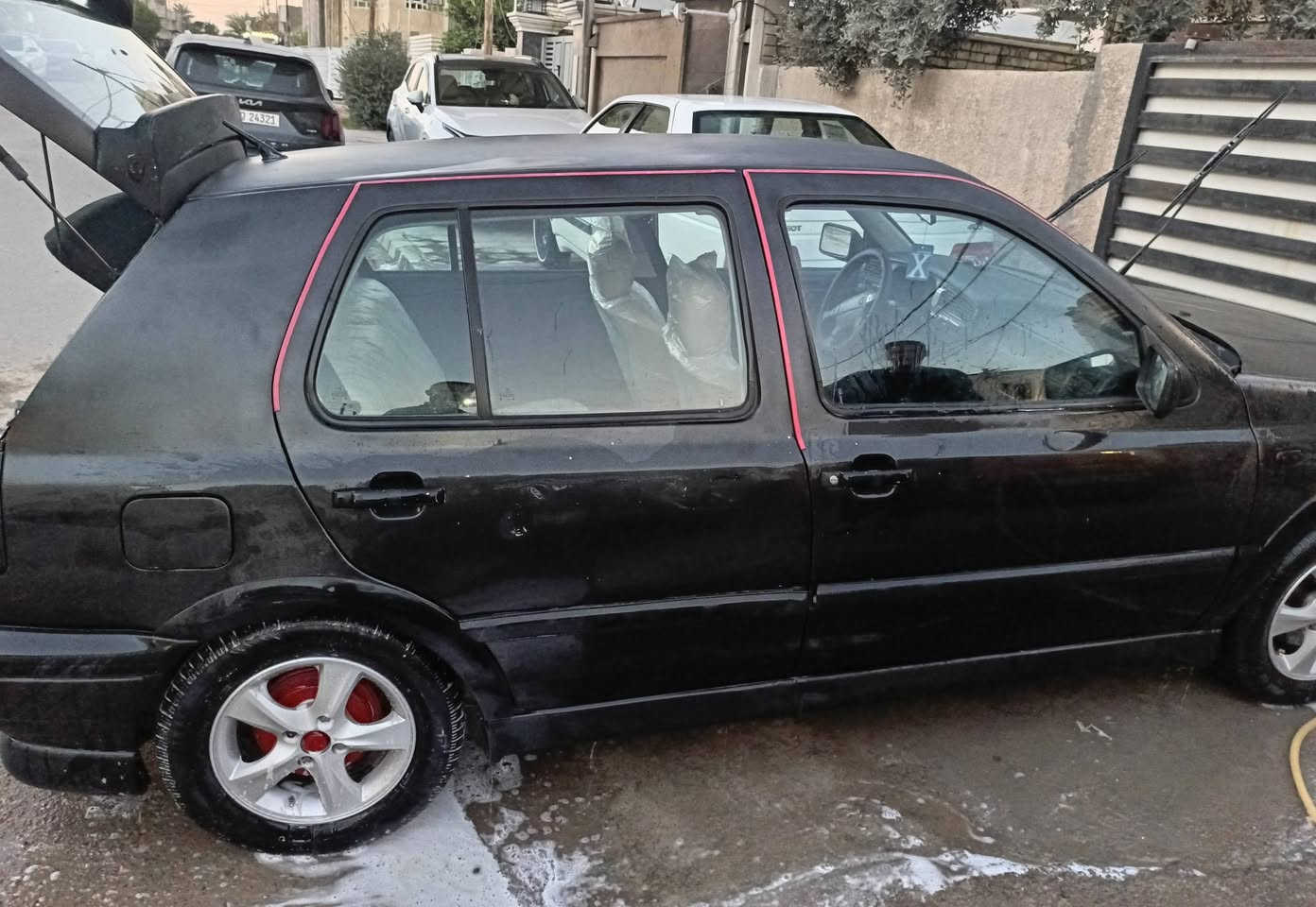 كولف ١٩٩٢ رقم كربلاء انكليزي
 بأسمي تحويلها بالرستمية هزة جديدة
مكينه المرغوبه ١٨٠٠ دوش نظيفه
كير عادي
جام جوبي
صدر نظيف جدآ 
تخم تاير نظيف
لايت زينون
مشط وباور جدد 
دوشمه ارضيه وصندوك جديده
السياره مصروف عليها
نقصها فقط تبريد ممجيكة شنو يحتاج التبريد..
عنواني بغداد الدورة 
السعر المطلوب 41$مجالها بسيط


**إذا كنت صاحب هذا الإعلان وتريد حذفه لأي سبب، رجاءا أرسل رسالة إلى الدعم الفني**