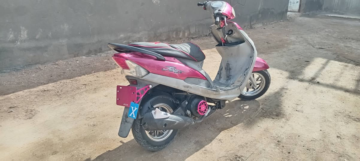 سلام عليكم دراجه ماكس منغولي
بوشه 55كهربياته كله شغاله نكره سلف بك لايت بريكات مامي وخلفي شاير شغاله دراجه ماعايزه يه شي مكاني سماوه بل وركاه السعر 550وبيه مجال خاص مغلق تواصل ***********
