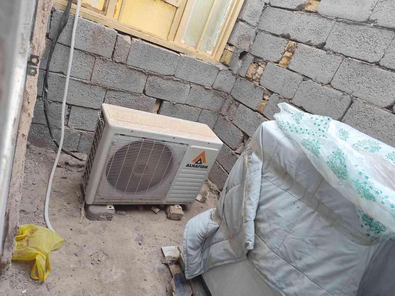 الحافظ الباب الاول غاز 22
 السعر 350 وبيه مجال 
ماداخل تصليح نضيف وتبريده ثلج
ناصرية خلف جامعة ذي قار 
***********
