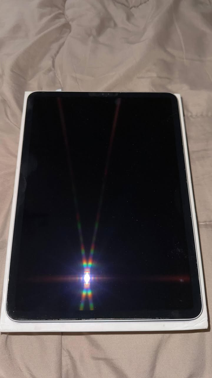 ايباد برو 11
ذاكره 128
نضيف لوك
بغداد مجمع الزيتون منطقه الشعب

‭٠٧٧٦ ٢٠٨ ١٧٦٧‬
