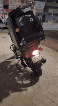 سلام عليكم بوكسر ٢٠٢٢ مرقمه درجه كامله من كلشي اي نقص ما بيهة كبل للشارع رايده1900وبية مجال بسيط مكان بغداد درجه مجفتهة مره وحده شركه
***********
