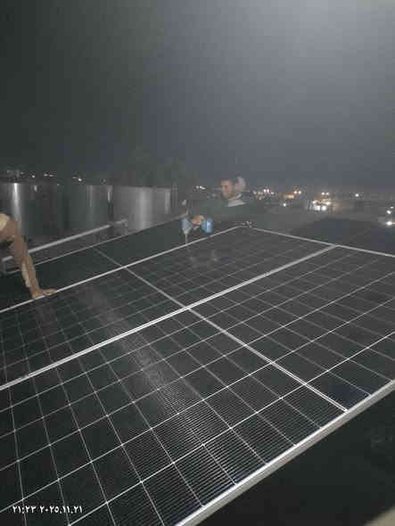 السلام عليكم
🟢 منضومة من عروض شركة الحجاب 

في مساء هذا اليوم 11/21

✅🌟تم تنصيبها للأخ (رجب الناعم )
 في الفياض📍 

              ⚡بقدرة ⚡

17-امبير نهاري ☀️
17_ امبير ليلي 🌙

✅ تظمنت المنظومة الشمسية 🔆
 
8_ألواح من شركة لونجي 620 واط 
 بقدرة توليد ⚡(2.5امبير) (مؤسسة)   
 بظمان ١٥ سنة ✅
 
2_ بطارية ليثيوم من شركة (SRNE) 17كيلو واط بقدرة توليد⚡17امبير لمدة ٥ساعات ⏱️ 🛑 
بظمان 5 سنوات ✅

3 _انفيرتر من شركة (كرواط) بقوة 6كيلو 🟢
بظمان 2سنة✅

☀️نقدملك هذة المنظومة مع صيانة 🛠️مجانية لمدة سنة
وظمانات حقيقية 

________________________________________
_________________________________________

🔴نعمل ليلا 🌙 مع نهار،☀️

✅غايتنا أرظاء زبائننا  الكرام ومواعيدنا معهم ⚡✅

🎉حياكم الله في شركة الحجاب للطاقة الشمسية 🎉

الهاتف للأستفسار
 
*********** الاستاذ فرحان

العنوان_الشرقاط_اسديرة_الفياض
