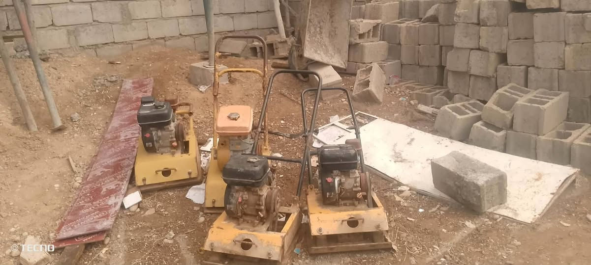 سلام عليكم عندي حادلات عدد ٤ البيع
هاذا رقم صاحبهن***********
