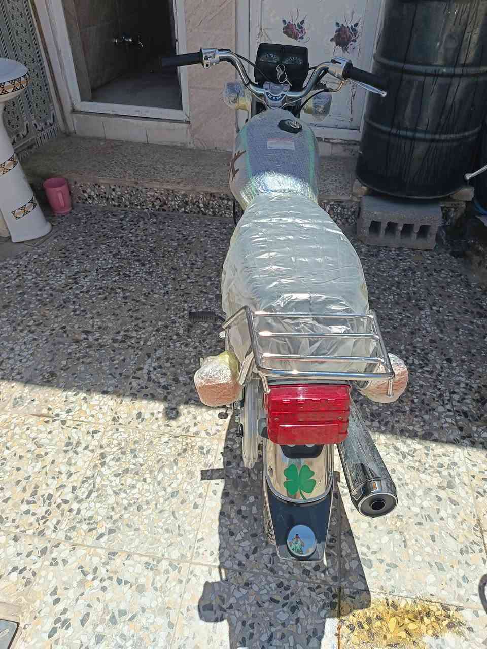 للبيع27 مستعجل عليه اوراق زيتيه مكاني كربلا حي الغدير سعرهه 775ومجال قليل توه طالعه من معرض عل سحك ***********
