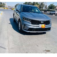 للبيع كيا سورنتو موديل 2021 ضرر  يدعاميه خلفيه وجنطه بارد الصور مرفوقه...