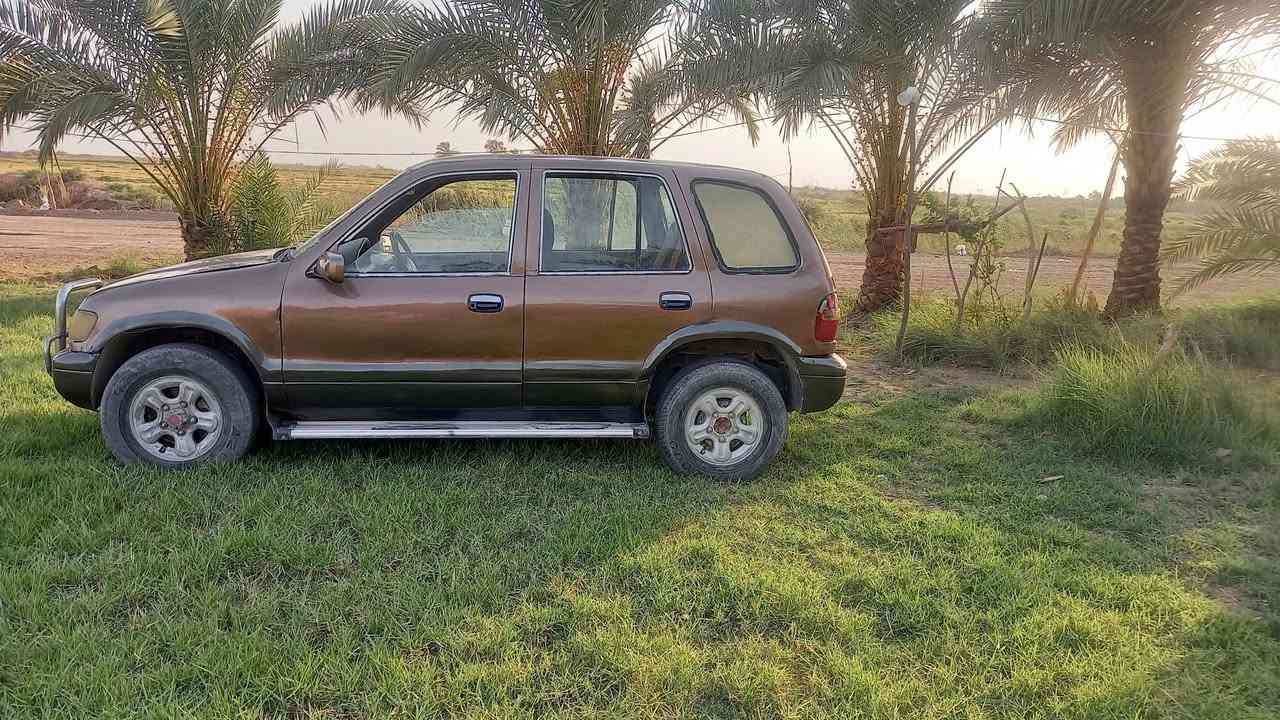 بأسمه تعلى 
سياره كيه سبورتج للبيع موديل ٩٣ محركه ونجي اربعه سلندر رقمه واسط مشروع وطني مداور ثاني يوم السنويه تنتهي ٢٦ بأسمي مكاني الناصريه الغراف السعر ٣٣ رقم موديل ***********
