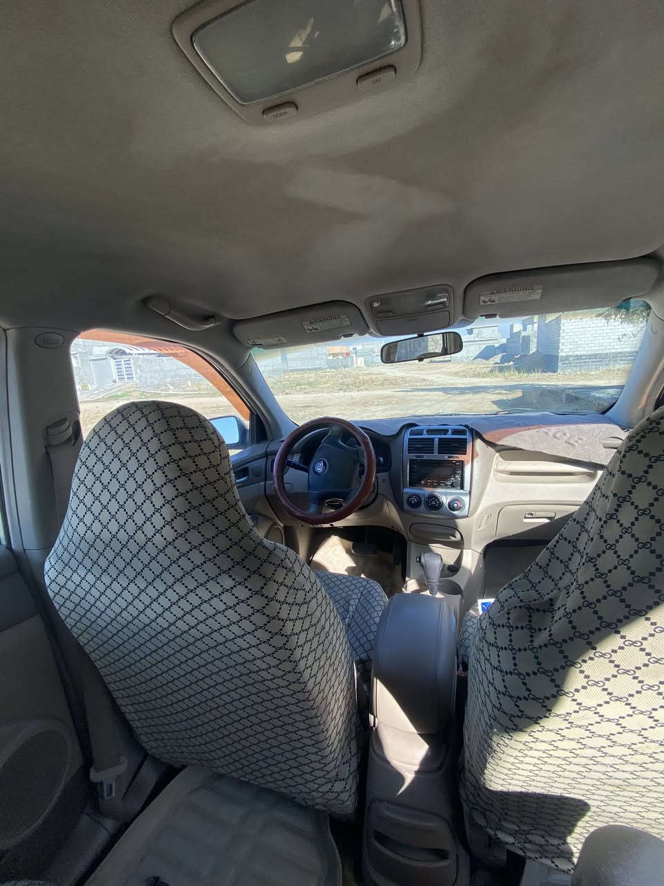 السلام عليكم 
للبيع او المراوس حسب القناعه 
سبورتج وارد أمريكي موديل 2007 محرك 6 سلندر 
رقم بغداد مشروع وطني سنويه 2026 شهر 6 يله تسقط
ضررها بنيد وجامرلغ وبيها مكانات جراد موضح بل صورة
مكفوله من صبغ لغود شواصي كفاله
كير محرك صدر امامي مكفولات 
العنوان
ديالى المقدادية 
***********
