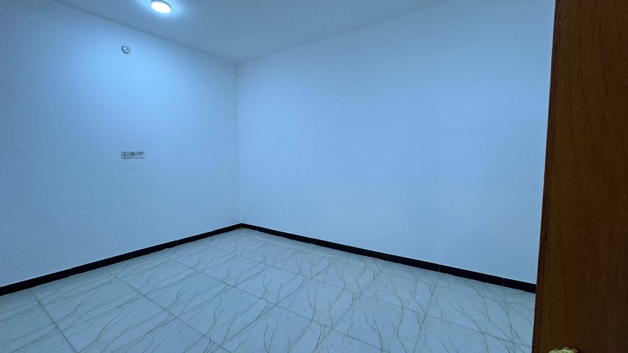 بيت  للبيع 

المساحه - 100 م
السعر - 190
العنوان -  حي اور الثانية  على ساحه 
تفاصيل البناء - طابقين  مسلح 
ط1 - غرفه +صاله+استقبال+مطبخ+صحيات
ط2 -  شقه معزوله \ تحتوي - غرف عدد2+صاله+مطبخ+صحيات  

للمزيد من المعلومات يمكنكم التواصل معنا 
على صفحة الفيس بوك ( المثنى للعقار) 
او الاتصال على الرقم التالي 
ابو سيف  ***********
ابو سيف2  *********** 
للمزيد من العروض الدخول على الرابط
https://web.facebook.com/groups/353423759199621
او قناتنا على اليوتيوب
https://youtu.be/wNJnyaBvaoU ناصرية, ذي قار
