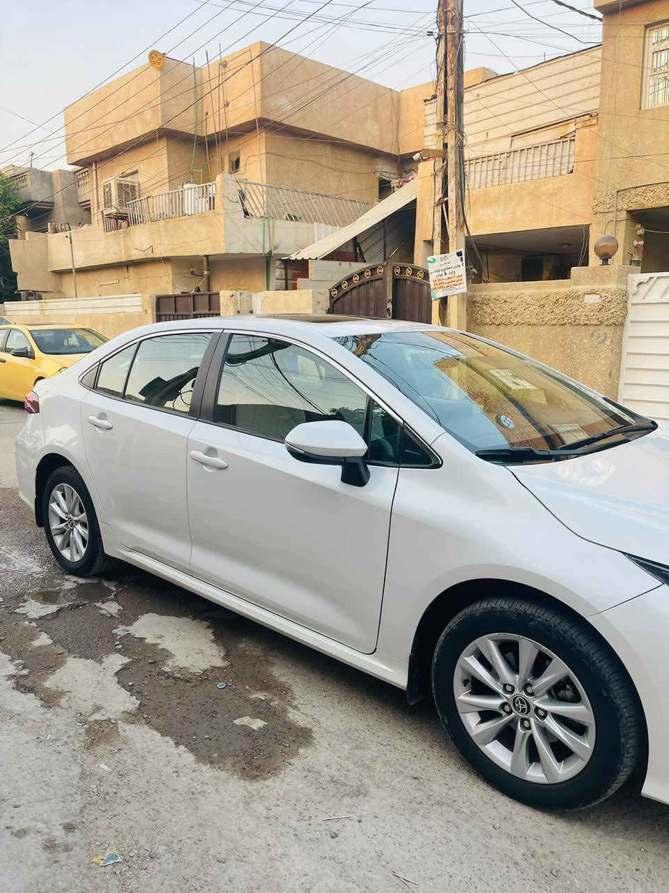 السلام عليكم
كورلا 2023 ساز 
السياره فول مواصفات 
فتحه
بصمه
حساسات 
خير من الله 
رقم اربيل 

فقط البنيد مصبوغ بدون حادث اثر بطش 
مكان السياره بغداد الغزالية
السعر 170 ورقه 
0 787 336 4164
