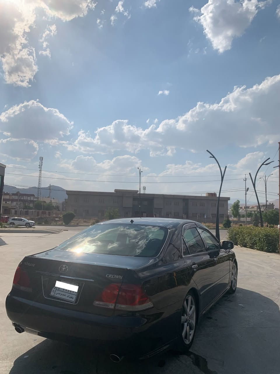 شاهینە موس  مەکینە ١٨٢  یەک درگا ئەوروپی گێڕو مەکینە بەشەرت   سەیارەکە ٣دوگمەی فولە ***********
