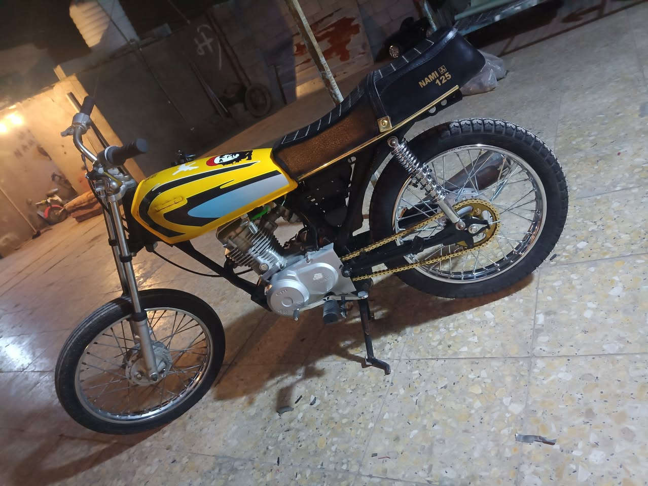 ايراني للبيع تعمير شاصي نامه اصلي مكينه ارشه ما مفتوح سعر 450الف بكاني بلبصره بلزبير ***********
