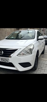 عندي سني هندي لبيع موديل 21مكفوله كفاله عامه من الضربه و الصبغ و البار...