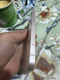 ايفوان 13عادي مستخدم بطاريه 74مبدل شاشه اصليه من ابل سعر 350وبي مجال 0...