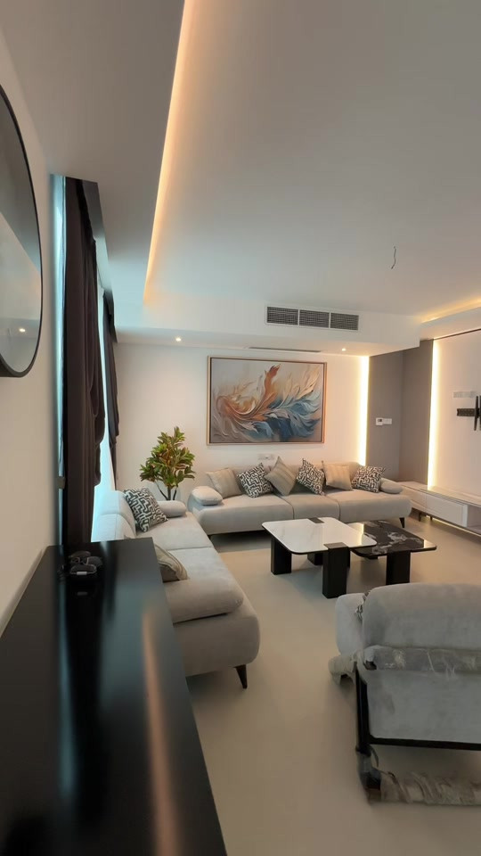 تعال شوف هاي الشقة للبيع جاهزة للسكن مع الاثاث⬇️ مجمع الود السكني🏡 📍موقع المجمع عن تقاطع العامرية خمس دقايق  صاله واسعه مطبخ 4غرف 3حمامات مخزن ولوندري  تبريد تدفئة مركزي vrf غاز مركزي  بارك تحت الارض *  قسم البيع:  ***********  * قسم الإيجار: *********** #عقارات #اكسبلور #مجمعات_سكنية #شقة_للبيع #بوابة_كلكامش_العقارية 
