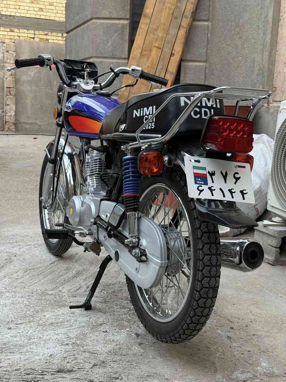 السلام عليكم
ايراني امتياز 25 زيرو للبيع اوراق سنكر السعر 750 وبي مجال بسيط *********** البصرة الطوبة والنخيلة
