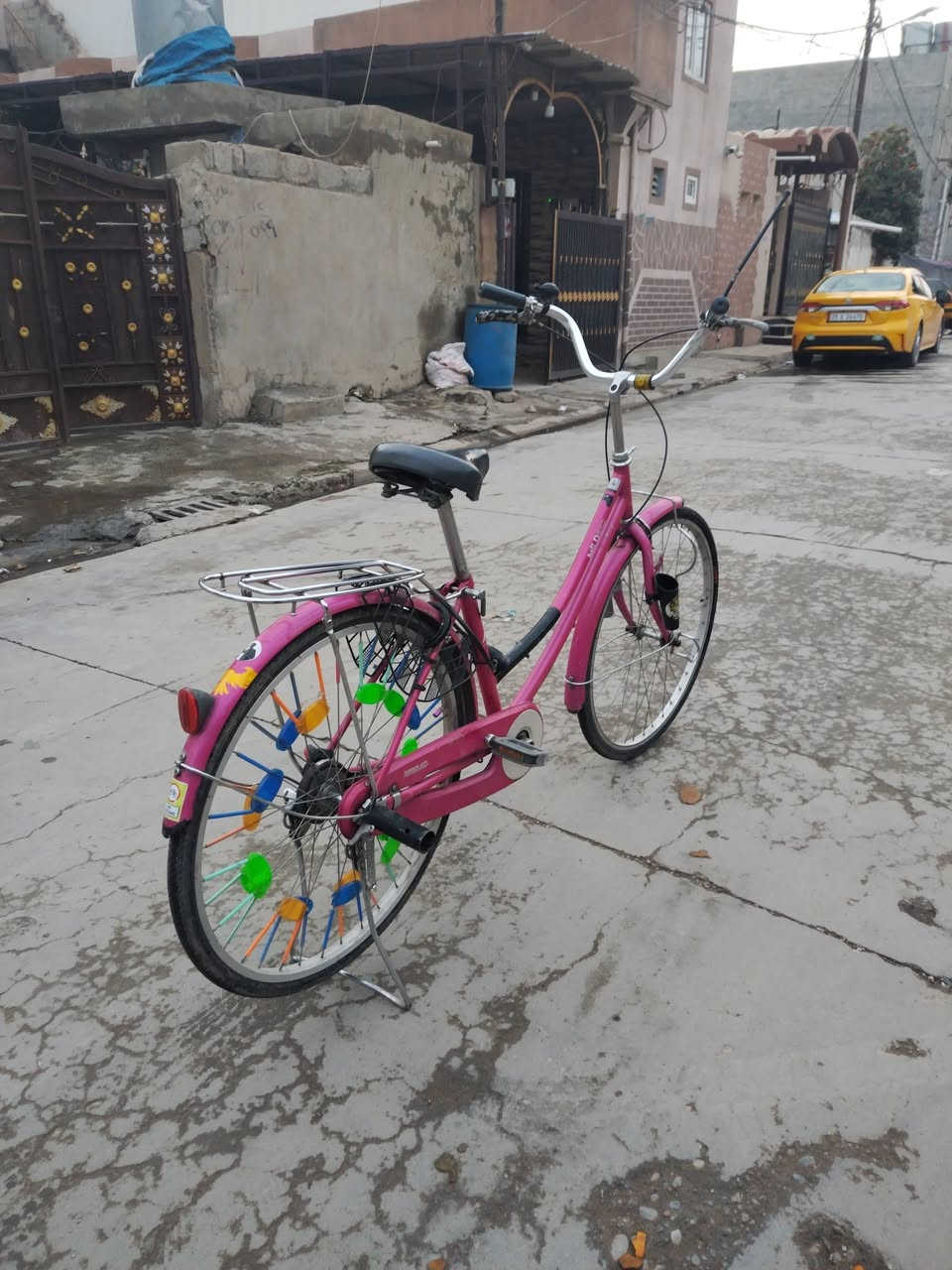 سلام عليكم بيسكل للبيع السعر 100و بيه مجال ***********
