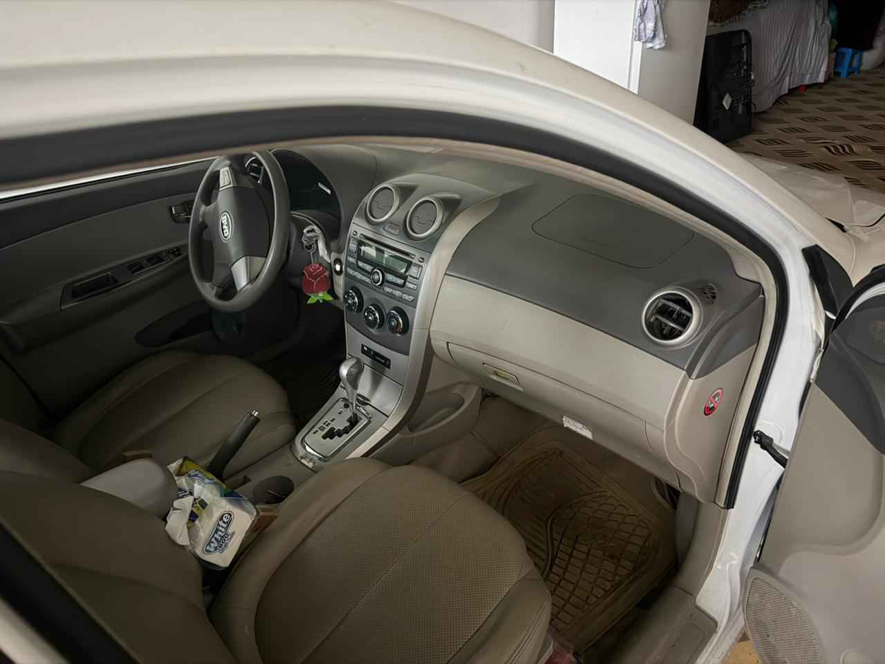 BYD   2014  کلین
تەنها قیست✔✔✔
قەپات مواسفات➡
بێ لێدران بێ بۆیاخ ➯
گێڕو مەکینە وکارەبایی بەشەرتە➯
سنوی 2024 
بۆزانیاری زیاتروشێوازی قیست تێل بۆئەوژمارانە بکەن تکایە↘
***********
***********
شوێن سۆران سوران, أربيل
