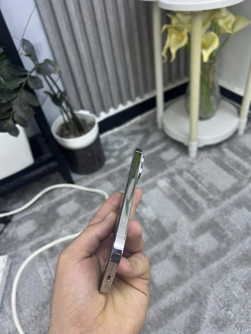 قطعة حلوة ونادرة ماستر ايفون 14pro فقط 
نظافة 100/100
ذاكرة 256
بطارية ١٠٠ مبدلة اصلية فقط  
ملحقاتة كارتونة الاصلية+ گفر ٢
جهاز ماكو بلسوك كلة عاجبني احدث واريد ابيعة 
سعره770
*********** متواجد رصيد واتساب.بغداد
