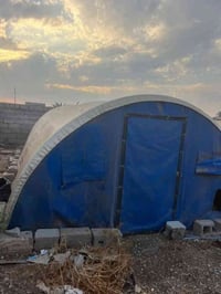 خيم للبيع الطول ستة والعرض اربعة والارتفاع تقريباً مترين ونص سعر الواح...