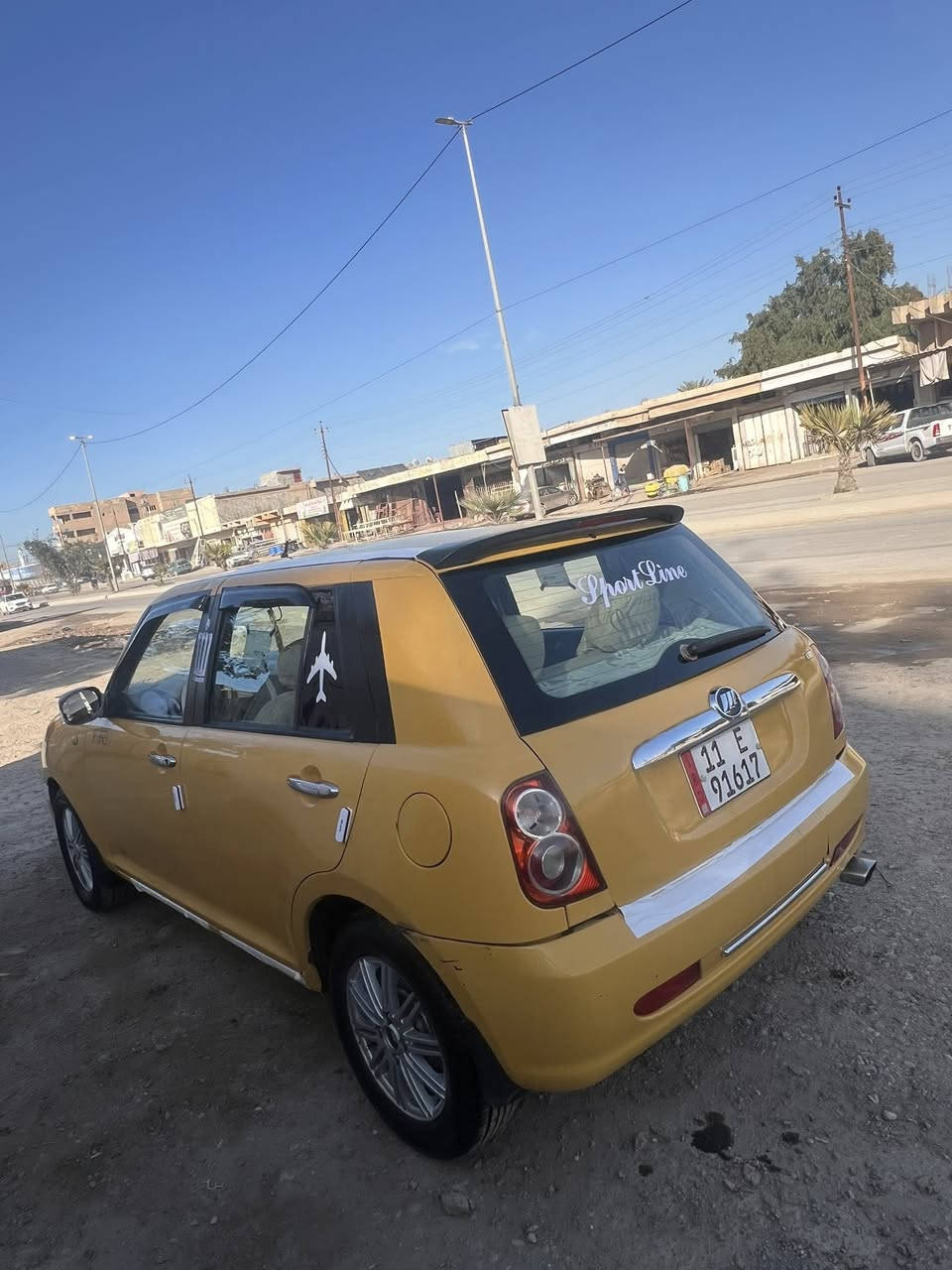 سلام عليكم 
ليفان مستر بن 320 رقم بغداد دولي سنويه جديده شرط التحويل محرك كير كهربائيات كلها شغاله غرفتها نضيفه جداً 
جام كهرباء سياره نضيفه ومرتبه مكاني سامراء السعر 28 بيها مجال بسيط للشراي 
***********
