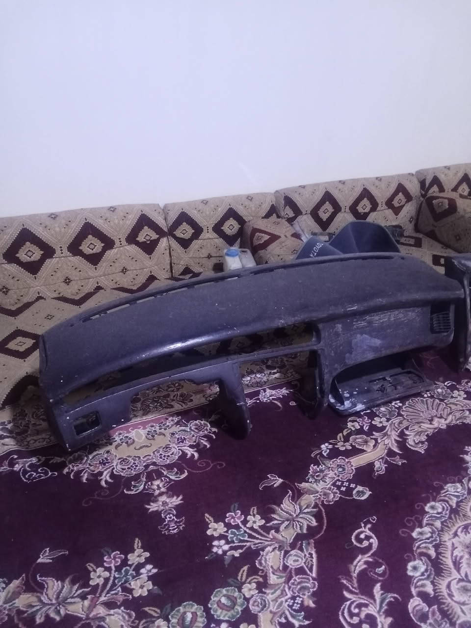 تخم كشنات بطه مال كامل مواصفات تحكم مع دشبول للبيع للاستفسار عل هاذ الرقم ***********
