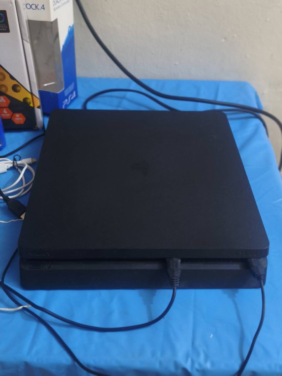 سلام عليكم 🙂 موجوده بلي فور4  سلم بلي نضيفه وبيه ضمان مستخدمه شهرين فقط بلي جديده من شركه امريكيه ذاكره 1تيرا نظام 12تحديث يصير 13 شغل العاب 8k سلاسه ودقه 4k لايوجد العاب فقط لعبه Moneycraft نسخه العبه HERO EDlTlON يوجد ايظآ حساب بب العاب Call of Duty فورت نايت وفيفا 2025 وبيس 2025 والعاب اهواي انته تجي اشوفه البلي تفحص وتتاكد منه بلي نضافه 100فول السعر خاص


**إذا كنت صاحب هذا الإعلان وتريد حذفه لأي سبب، رجاءا أرسل رسالة إلى الدعم الفني**