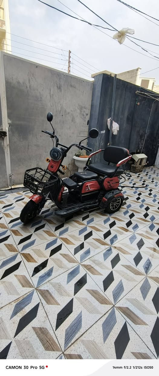 دراجة شحن للبيع السعر 400 وبيهاا مجال،


**إذا كنت صاحب هذا الإعلان وتريد حذفه لأي سبب، رجاءا أرسل رسالة إلى الدعم الفني**
